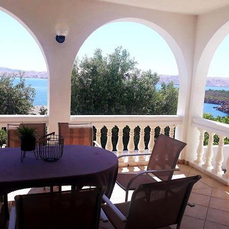 Villa Mihaela - Apartment Ika Cesarica Buitenkant foto